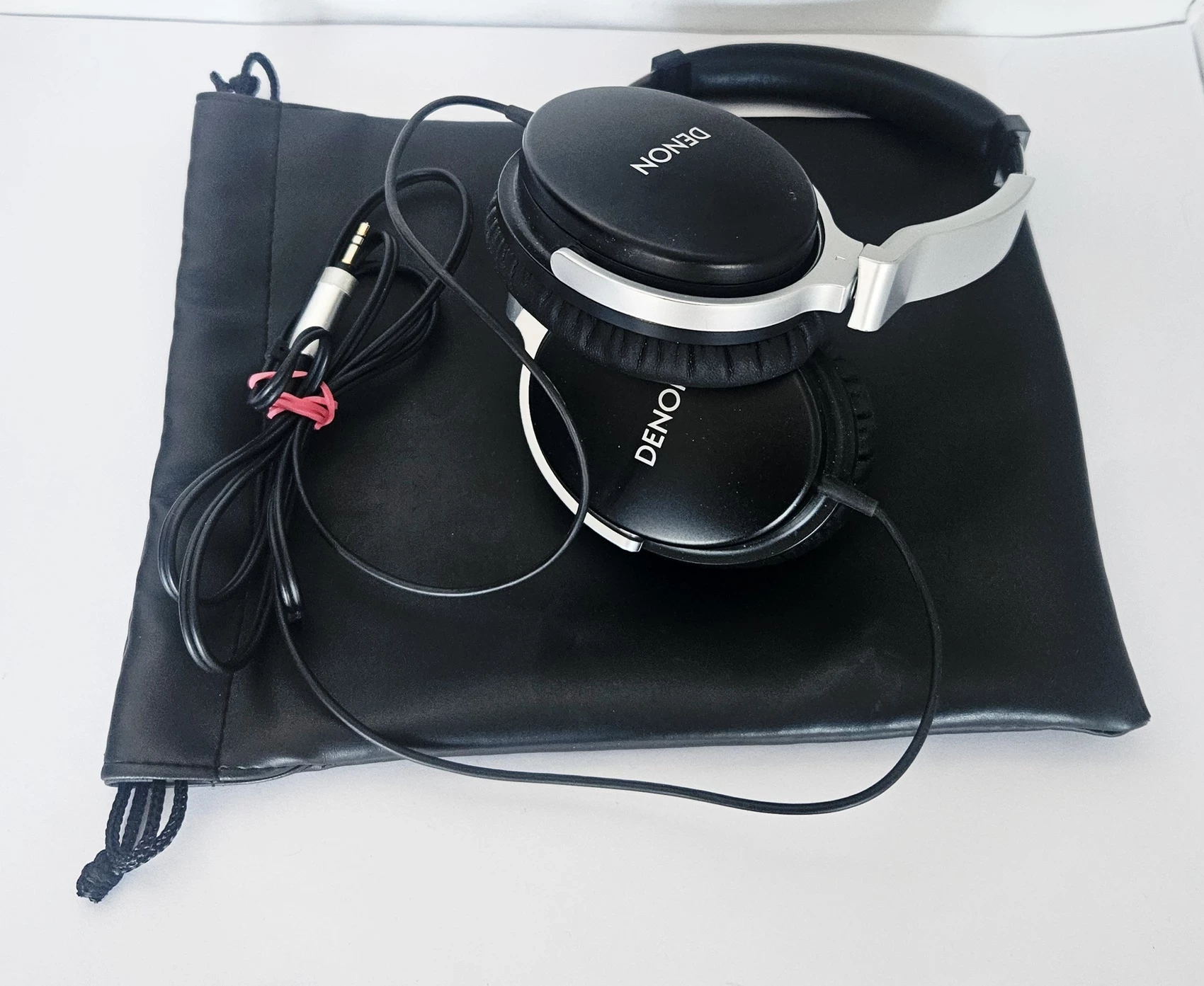 sluchawki-nauszne-denon-ah-d1100-w-kolorze-srebrnymczarnym-krupowki-75-zakopane