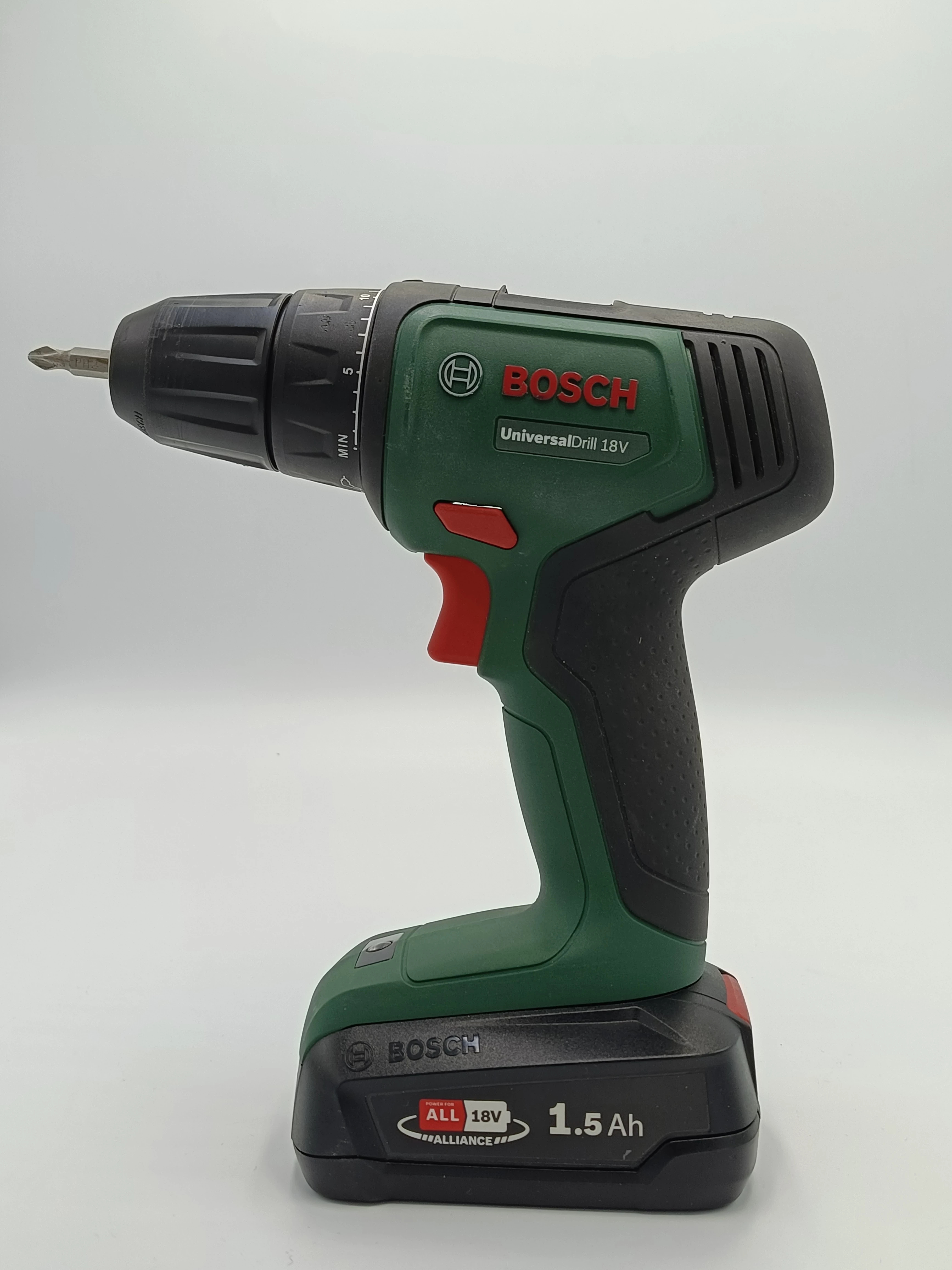 wiertarko-wkretarka-akumulatorowa-bosch-universalimpact-18v-napiecie-v-128551-6
