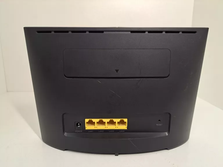 ROUTER WIFI HUAWEI B52S-23A