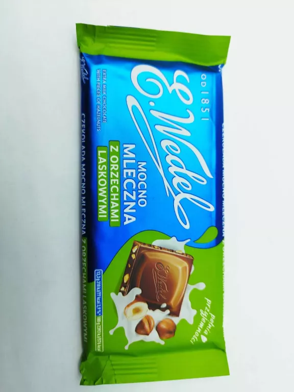 CZEKOLADA WEDEL MLECZNA Z ORZECHAMI LASKOWYMI 80G #09,2025
