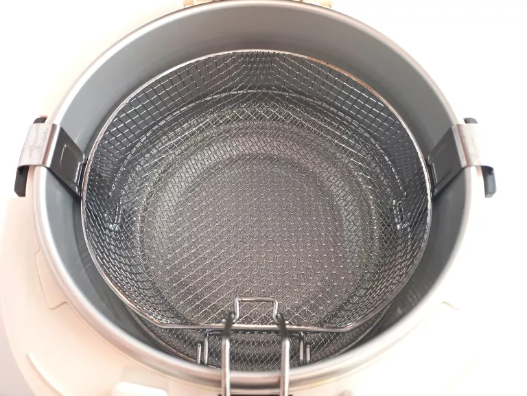 FRYTKOWNICA TEFAL FILTRA ONE SUPER STAN