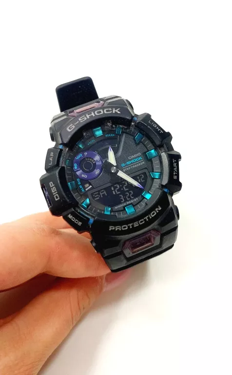 ZEGAREK CASIO G SHOCK GBA 900