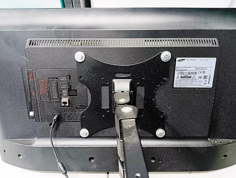 TELEWIZOR SAMSUNG UE32J5200