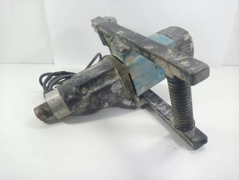 MIESZARKA MAKITA UT1600