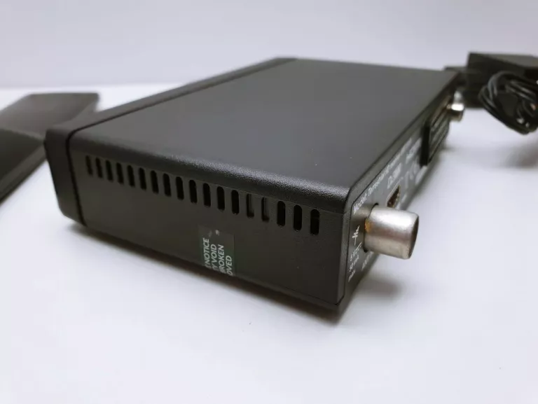 DEKODER STRONG SRT 8119 DVB-T2, H.265/HEVC