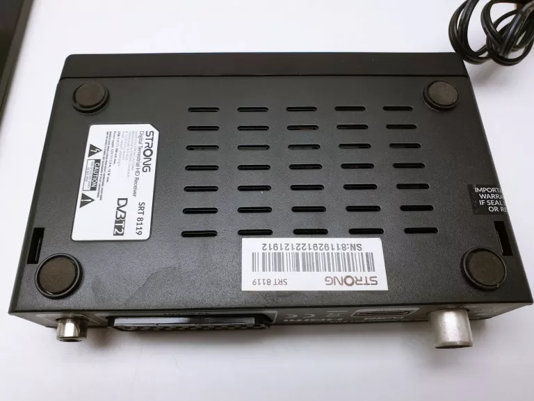 DEKODER STRONG SRT 8119 DVB-T2, H.265/HEVC