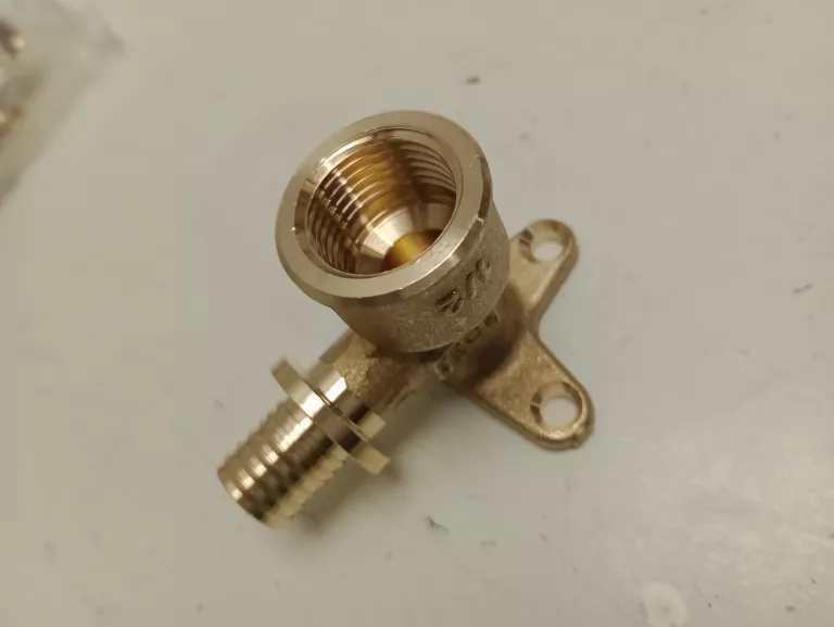 TECE TECEFLEX KOLANO NAŚCIENNE 16X1/2 GW KOD 768516