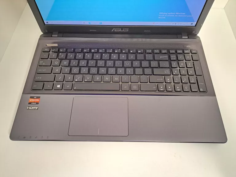 LAPTOP ASUS K55N 4GB/HDD 500GB/AMD-A8 RADEON GRAPHICS/WIN10
