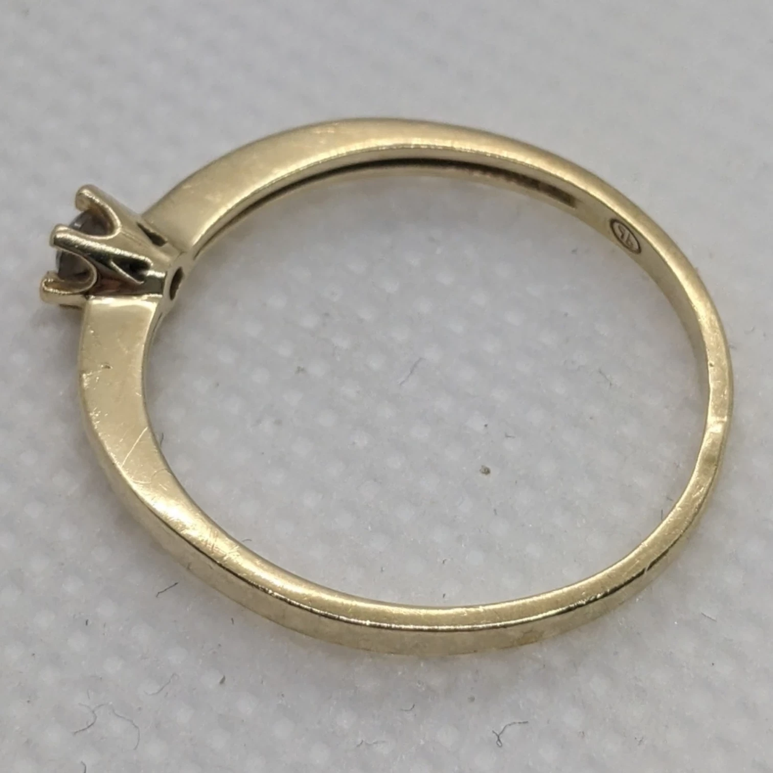 piekny-zloty-pierscionek-z-cyrkonia-174g-585-r19-material-15835-2