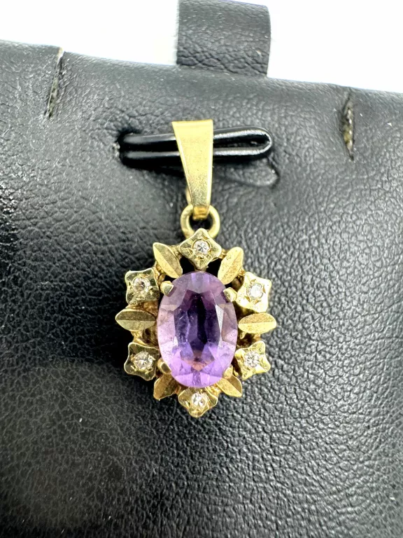 zlota-zawieszka-585171-zwyciestwa-8-koszalin