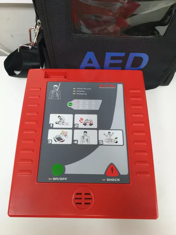 DEFIBRYLATOR AED DEFI 5S W POKROWCU