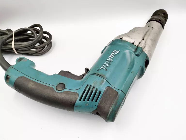 WIERTARKA UDAROWA MAKITA HP2051 2-BIEGOWWA 720W