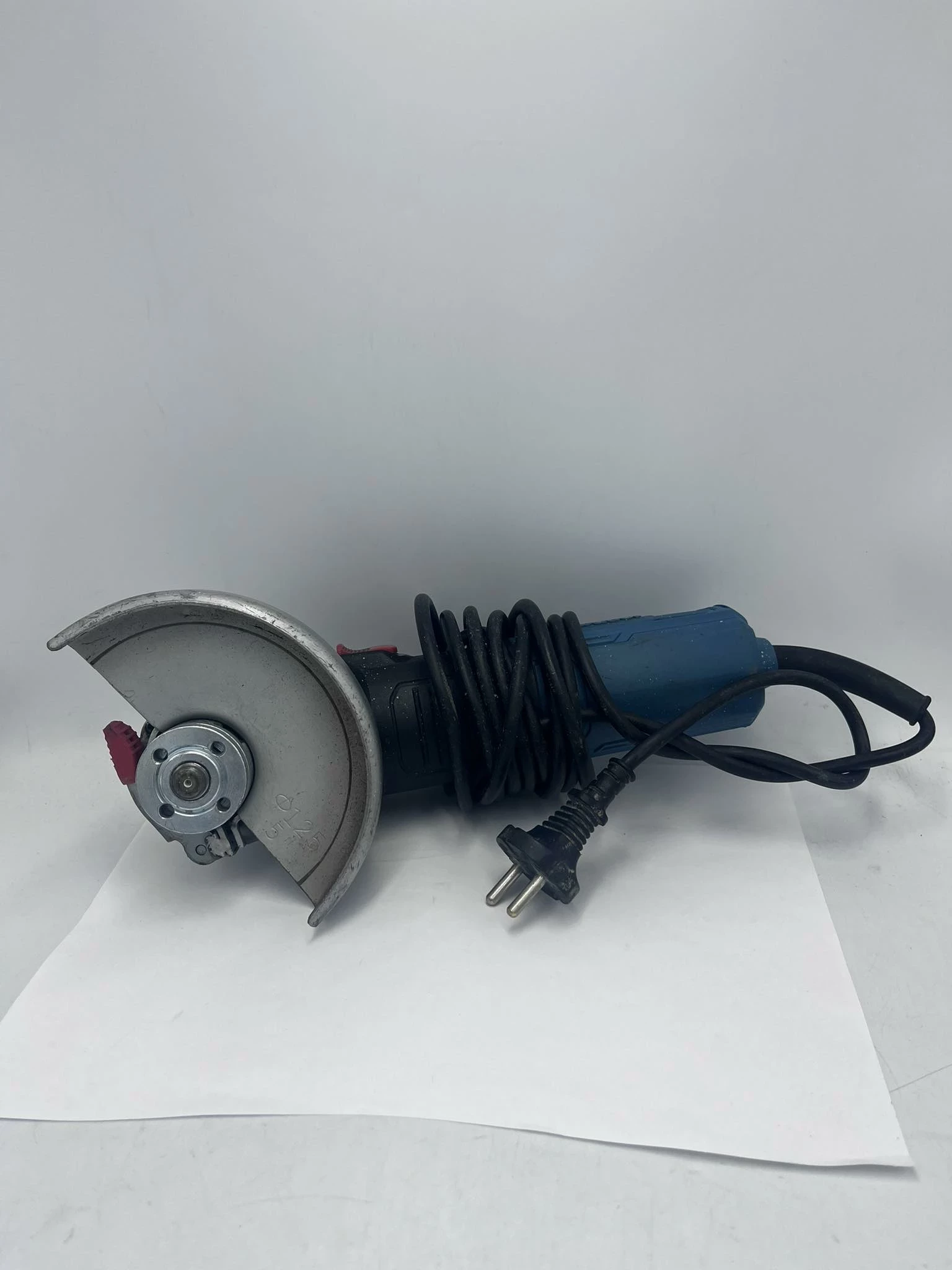 szlifierka-katowa-erbauer-eag900-125-kod-producenta-eag900-125