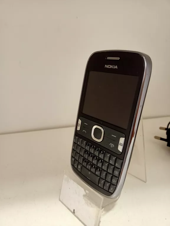 TELEFON NOKIA ASHA 302 + ŁADOWARKA
