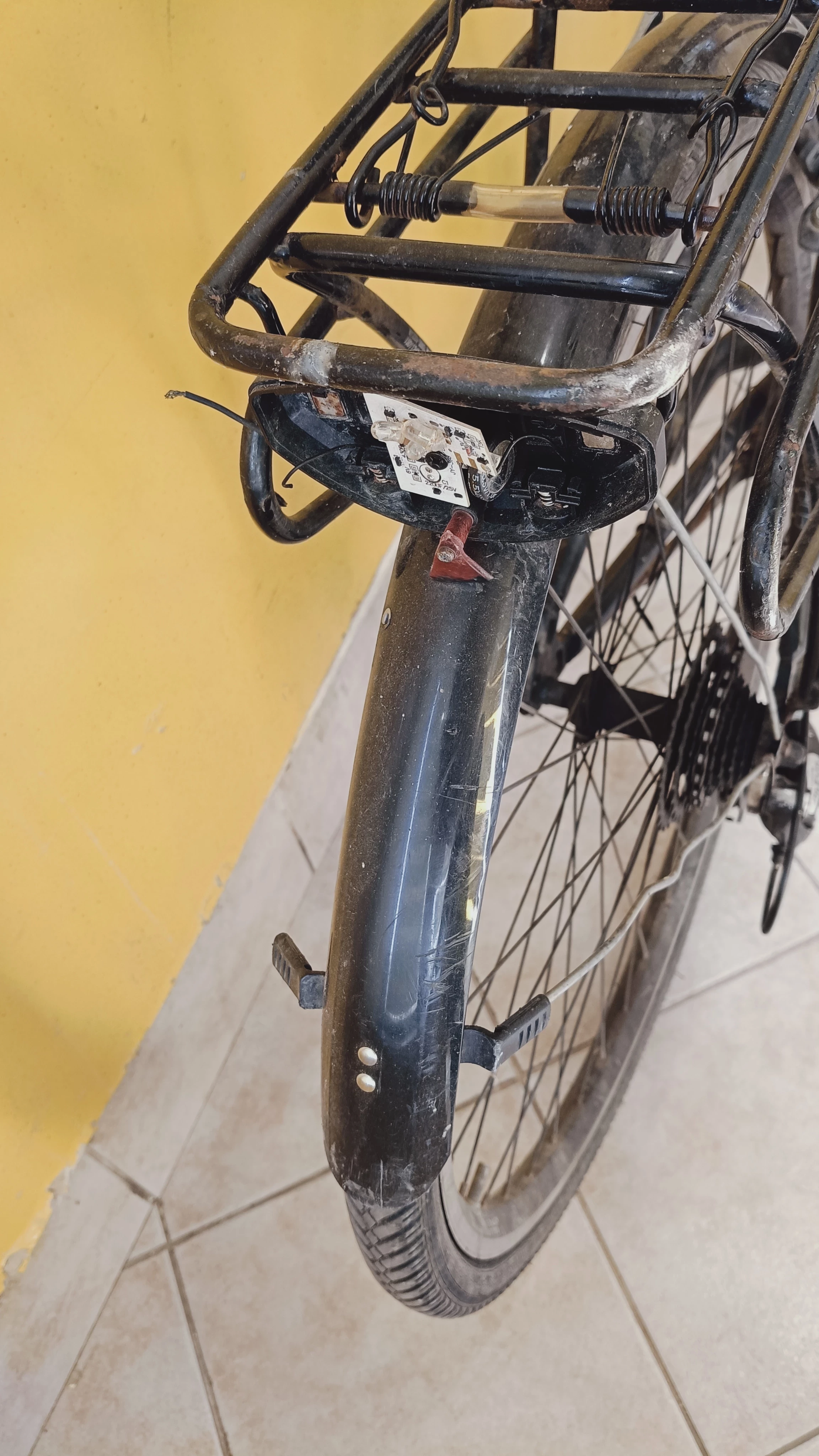 rower-indiana-x-road-30-amortyzacja-129291-1