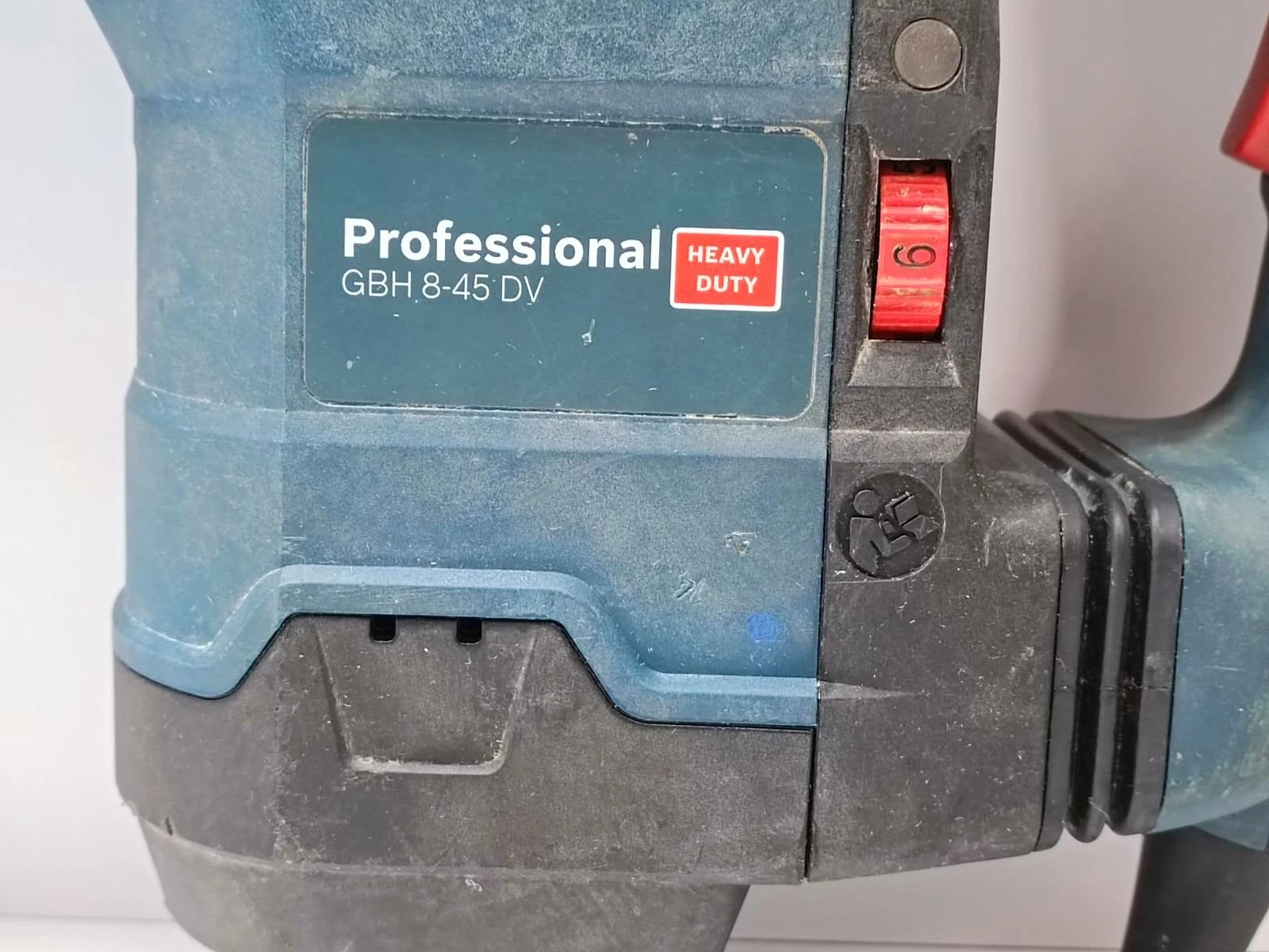 mlot-bosch-gbh-8-45-dv-1500w-marka-128608-3