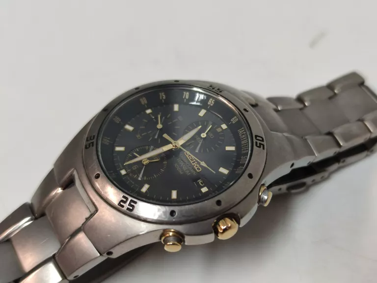 ZEGAREK SEIKO 6N0565 7T92-OED0 TITANIUM