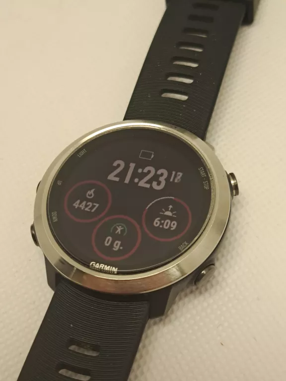 ZEGAREK SPORTOWY GARMIN FORERUNNER 645