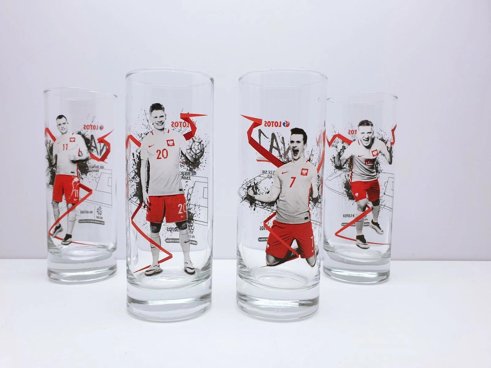 zestaw-szklanek-lotos-z-pilkarzami-4szt-wroclawska-6-opole-sj