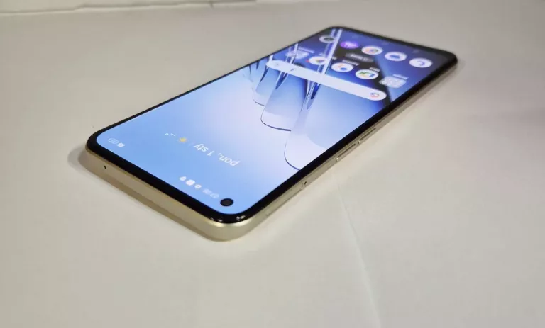 TELEFON REALME 9 6/128 GB (Z SIECI PLAY)