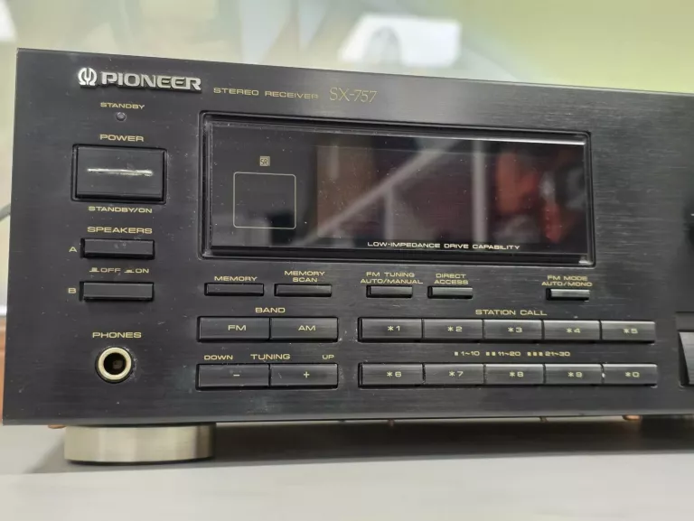 AMPLITUNER STEREO PIONEER SX-757