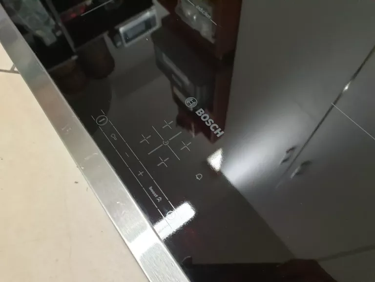 PŁYTA INDUKCYJNA BOSCH PIF645BB1E CERAMIKA SZKLANA 58,3CM DO ZABUDOWY