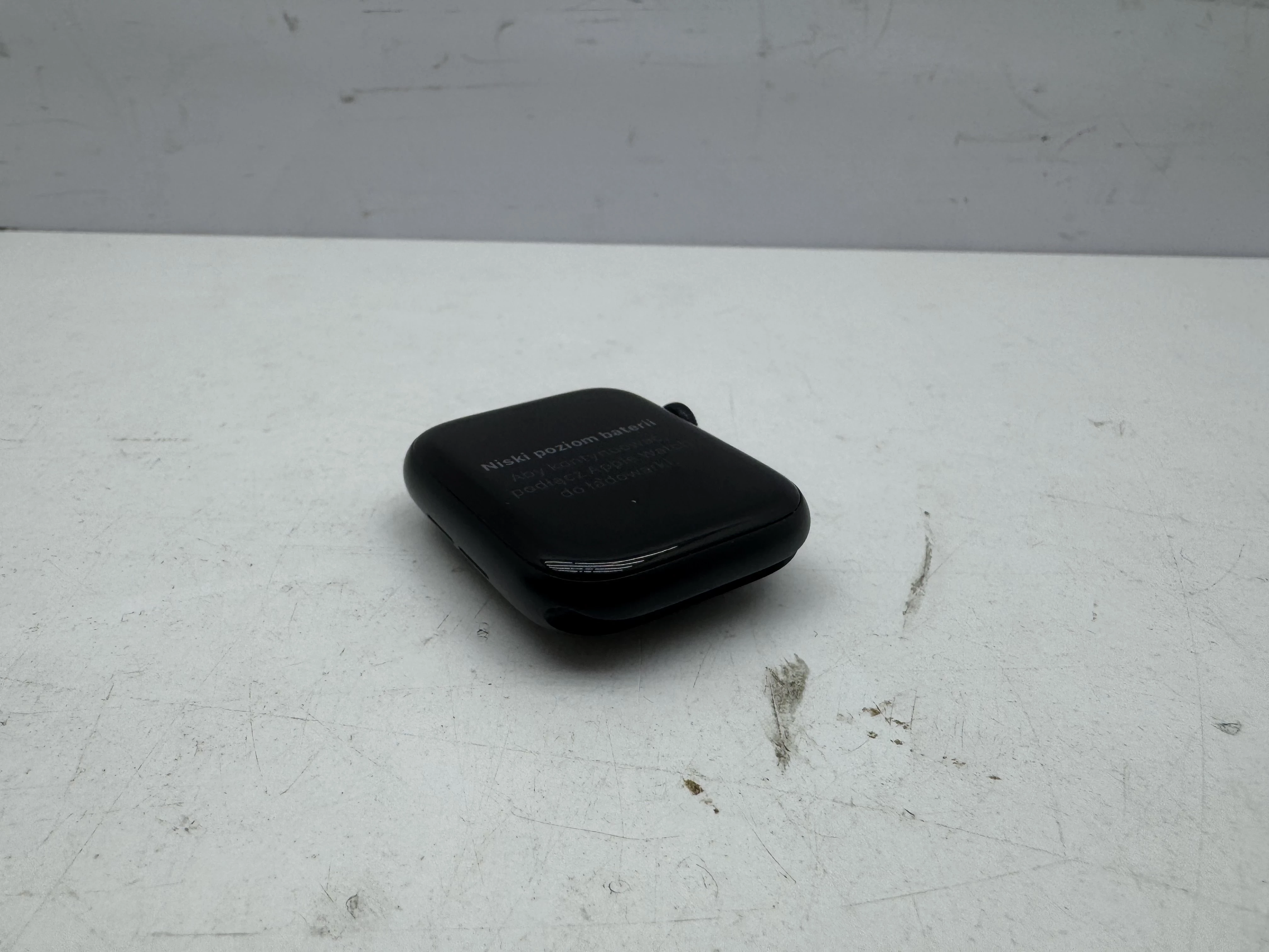 smartwatch-apple-watch-se-2nd-gen-gps-44mm-stan-11323-2