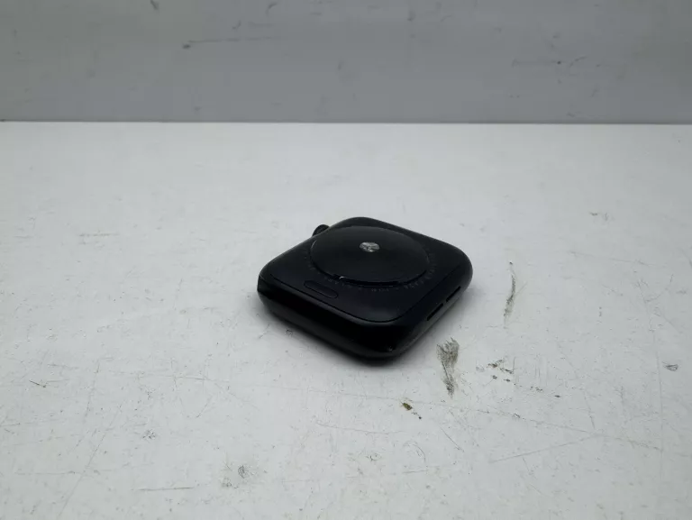 smartwatch-apple-watch-se-2nd-gen-gps-44mm-marka-130110-1017335