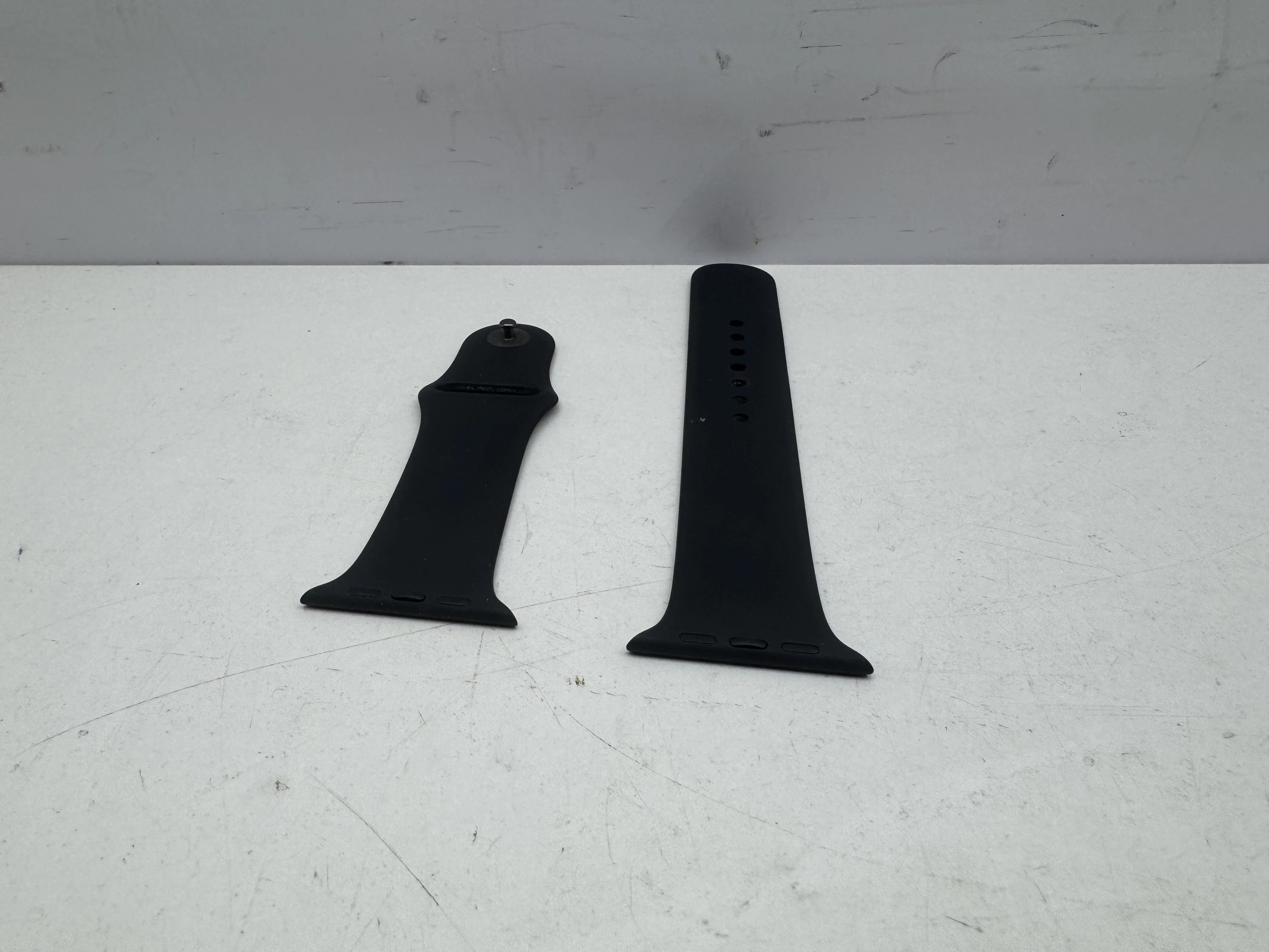 smartwatch-apple-watch-se-2nd-gen-gps-44mm-model-249460-1791928