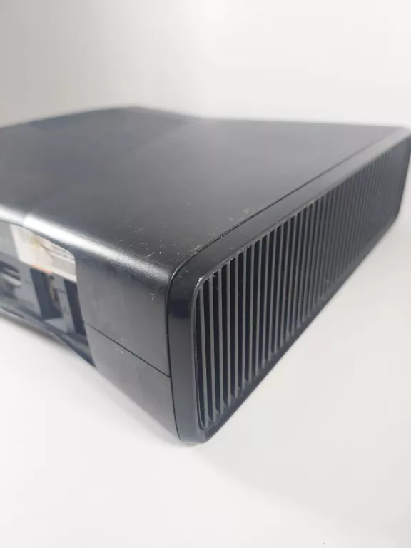 KONSOLA MICROSOFT XBOX 360 SLIM
