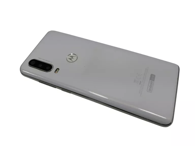 TELEFON MOTOROLA ONE ACTION USZKODZONY