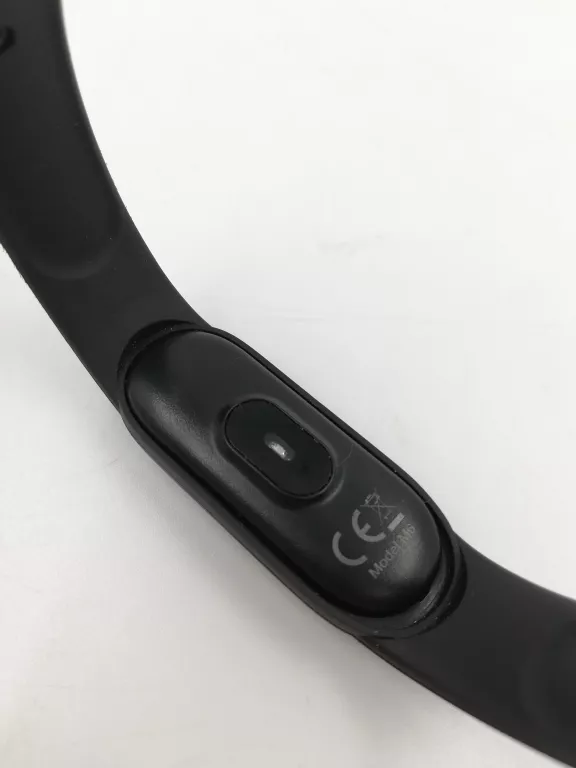 SMARTBAND M6 OPASKA SPORTOWA SMARTWATCH