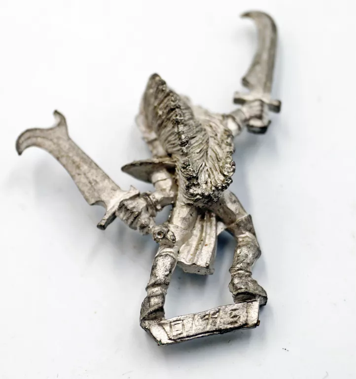 FIGRUKA DARK ELF WITCH 1 CYTADELA MARUDER ARMY WARHAMMER FANTASY METAL