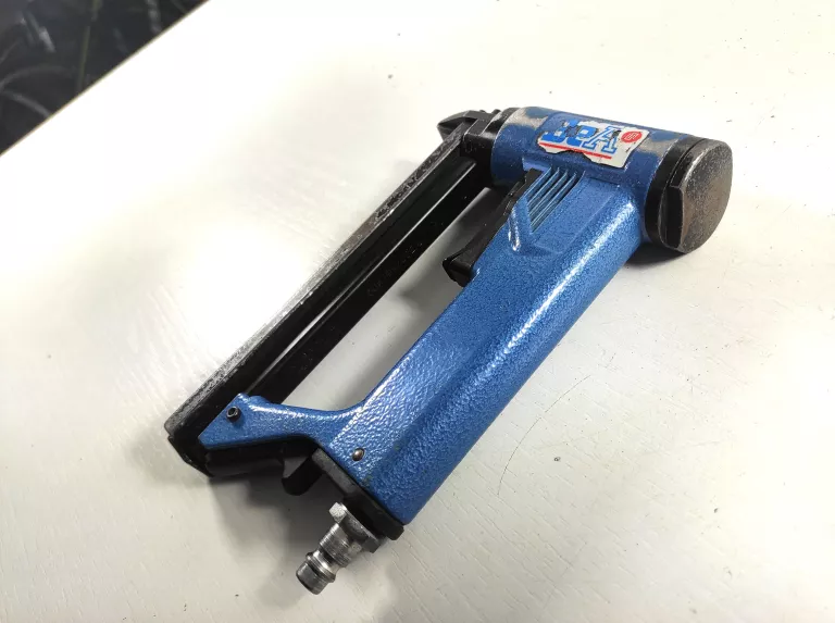 zszywacz-pistolet-tapicerski-pneumatyczny-bea-38016-400-stan-11323-2