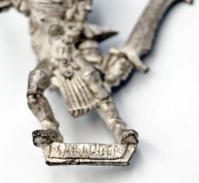 FIGRUKA DARK ELF WITCH 1 CYTADELA MARUDER ARMY WARHAMMER FANTASY METAL