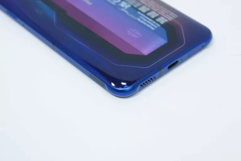 nubia-red-magic-7-nx679j-potezny-smartfon-gamingowy-16256gb-pojemnosc-akumulatora-4500