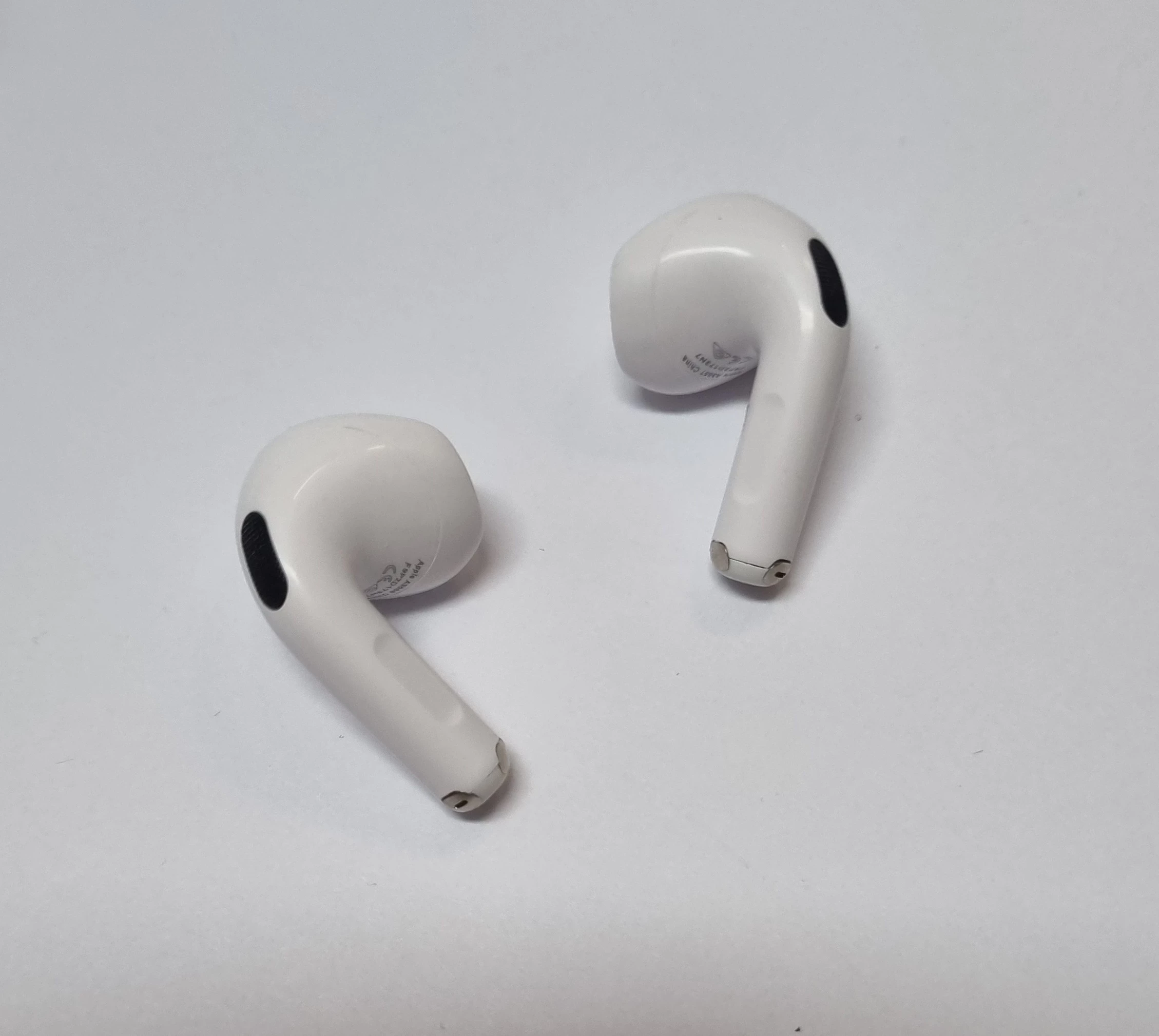 sluchawki-douszne-apple-airpods-4-anc-rodzaj-sluchawek-203681-217753