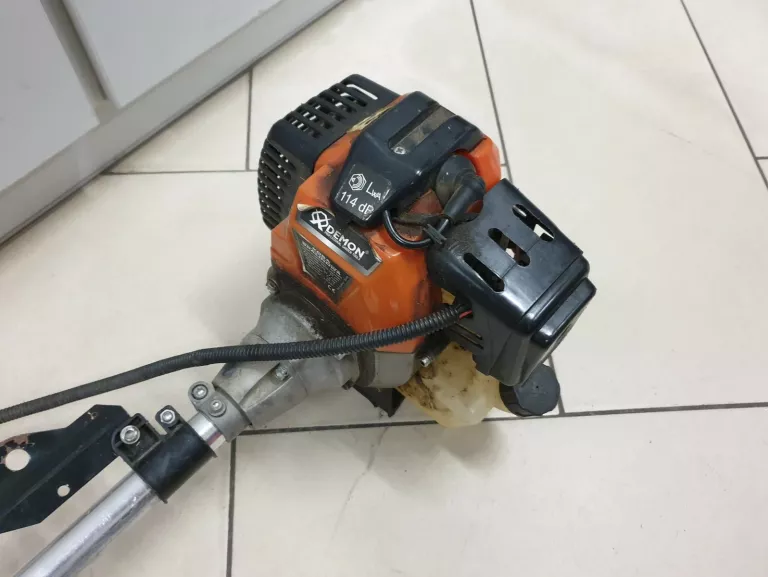 PODKASZARKA DEMON RQ580 + PRZYŁBICA I SZELKI