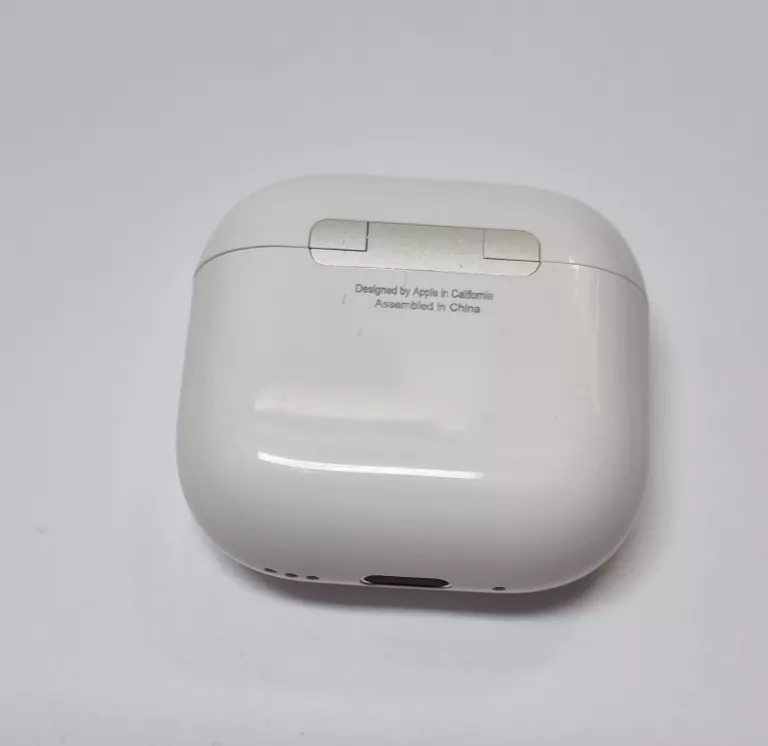 sluchawki-douszne-apple-airpods-4-anc-kolor-dominujacy-129357-2