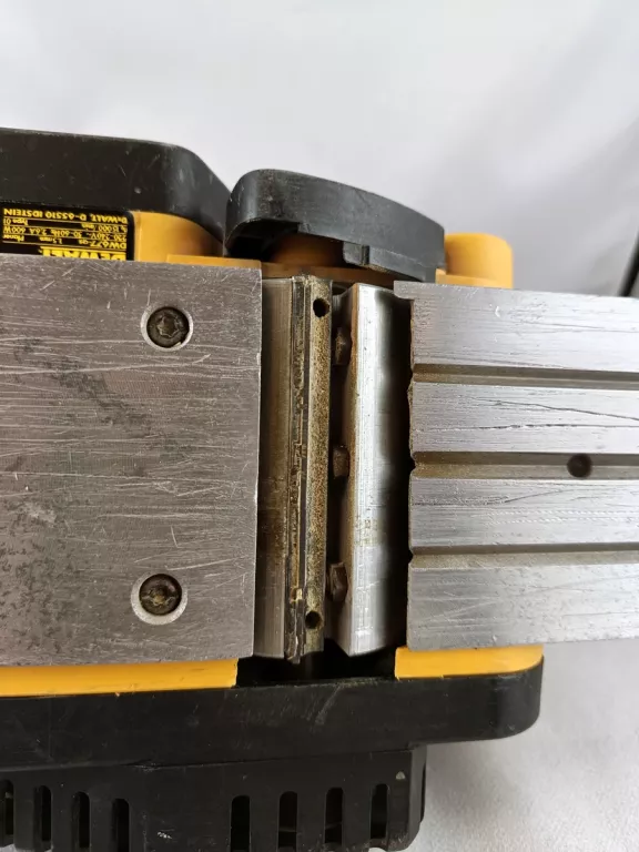 DW677 STRUG ELEKTRYCZNY DEWALT