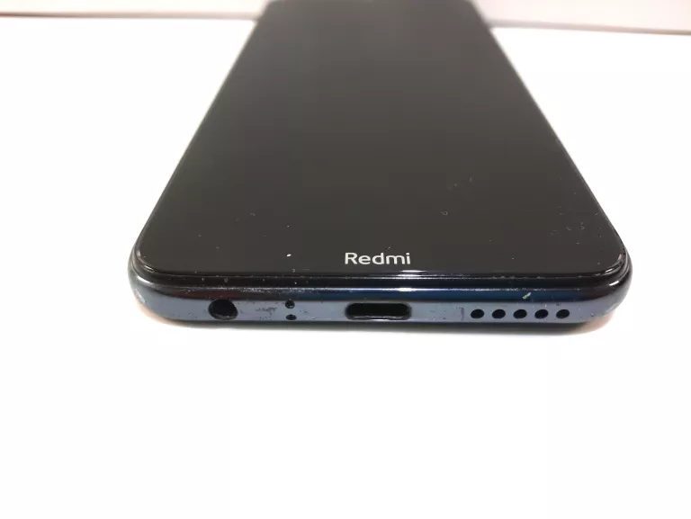 SMARTFON XIAOMI REDMI NOTE 8T 4 GB / 64 GB