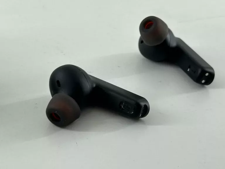 SŁUCHAWKI JBL TUNE 235 NC KOMPLET