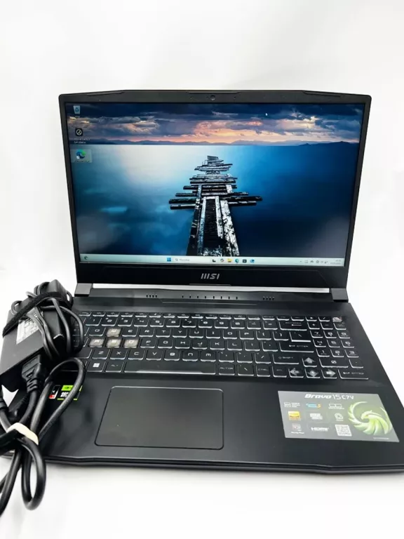 LAPTOP MSI BRAVO 15 C7VF RTX4060 + ŁADOWARKA/RYZEN 7/1000 GB/16 GB RAM