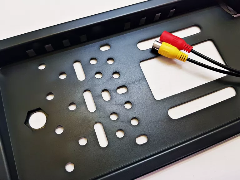 ramka-tablicy-z-kamera-komplet-stan-11323-2