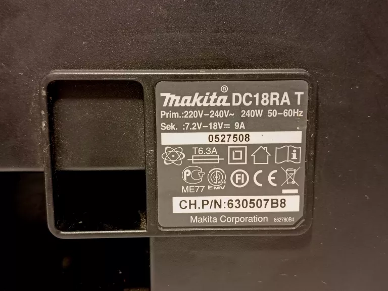 ŁADOWARKA MAKITA DC18RA