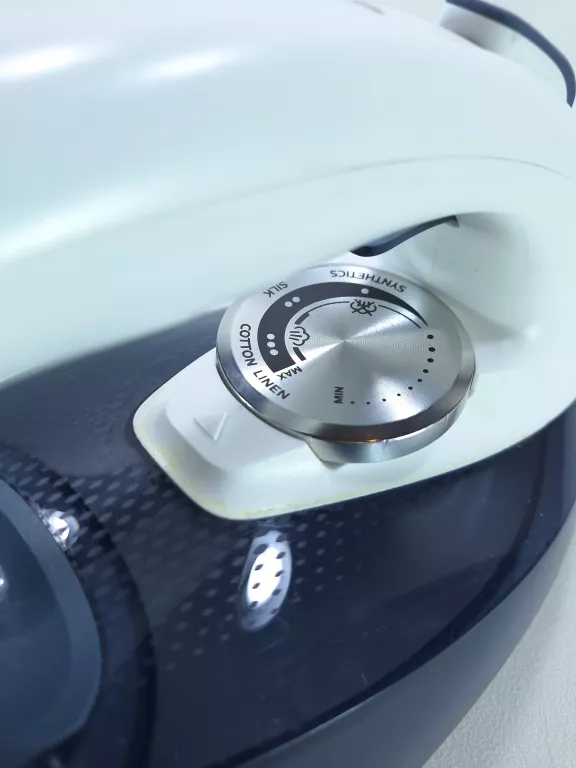 ŻELAZKO PAROWE PHILIPS AZUR NL9206AD-4