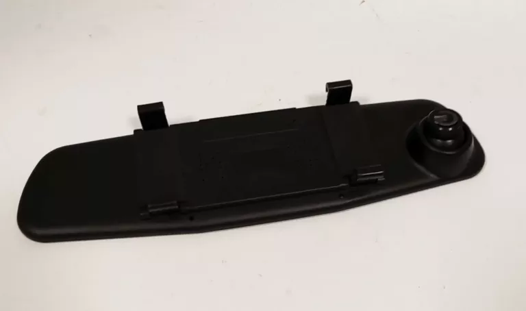 WIDEOREJESTRATOR Z LUSTERKIEM CAR DVR KARMAX ZESTAW
