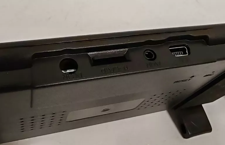 WIDEOREJESTRATOR Z LUSTERKIEM CAR DVR KARMAX ZESTAW