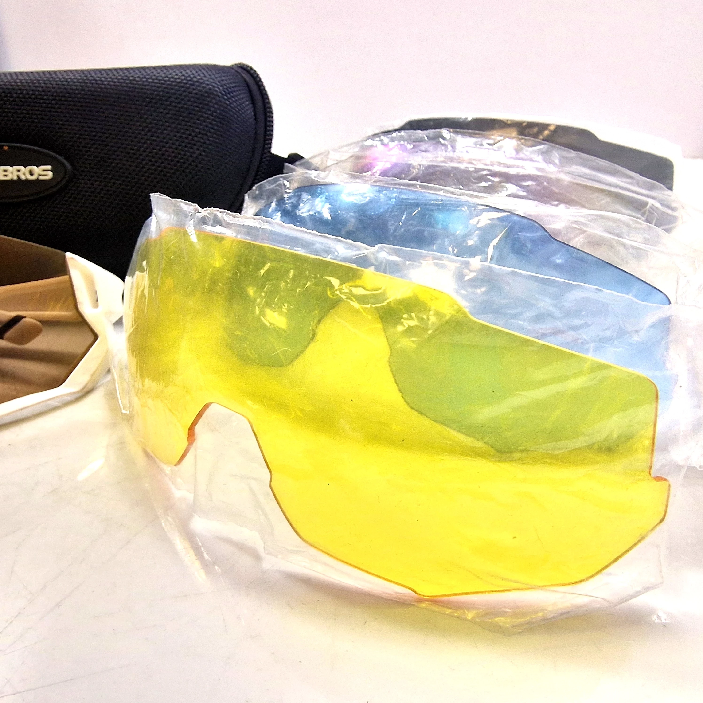 okulary-rowerowe-rockbros-etui-kod-producenta-bikepoing-g61-rockbros-10037