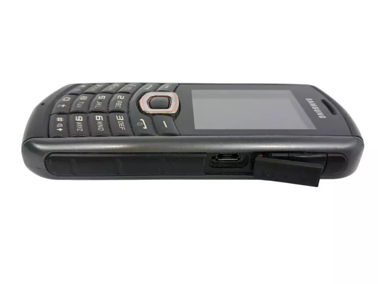 TELEFON KOMÓRKOWY SAMSUNG B2710 SOLID 4 MB / 30 MB 3G